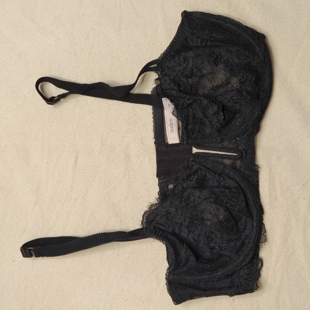 Auden balcony lace bra, size 40 D in black